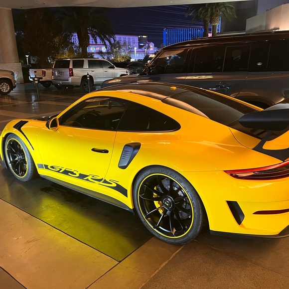 Meet your Posher, Aaron - Picture 16 of 16